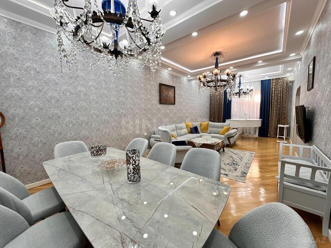 Satılır 4 otaqlı həyət evi/bağ evi 360 m², Köhnə Günəşli q., photo 6 from 25