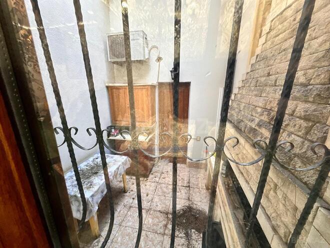 Satılır 4 otaqlı həyət evi/bağ evi 360 m², Köhnə Günəşli q., photo 22 from 25