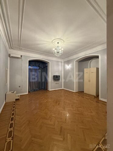 Satılır 6 otaqlı həyət evi/bağ evi 450 m², Elmlər Akademiyası m., photo 23 from 27