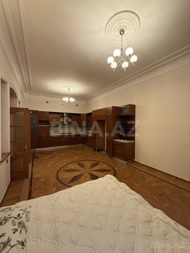 Satılır 6 otaqlı həyət evi/bağ evi 450 m², Elmlər Akademiyası m., photo 19 from 27