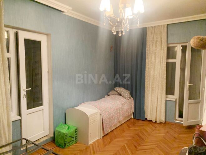 Satılır 4 otaqlı köhnə tikili 110 m², Memar Əcəmi m., photo 6 from 21