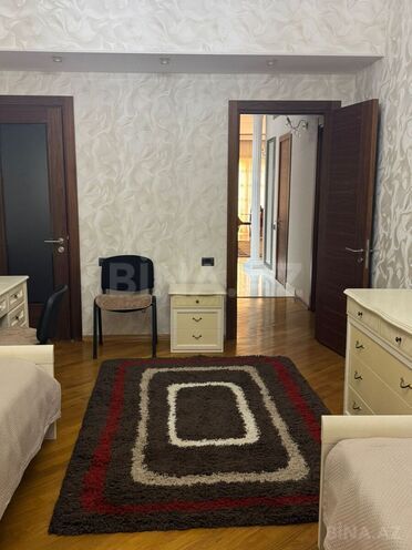 İcarəyə verilir 3 otaqlı yeni tikili 137 m², 28 May m., photo 5 from 18