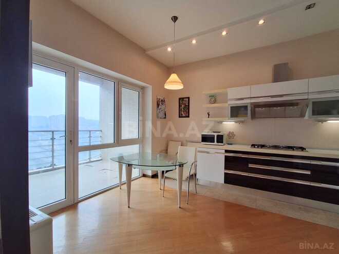 Продаётся 4-комн. новостройка 211 м², м. 8 ноября, photo 13 from 14