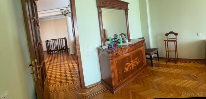 Satılır 2 otaqlı köhnə tikili 60 m², Nərimanov r., photo 5 from 11