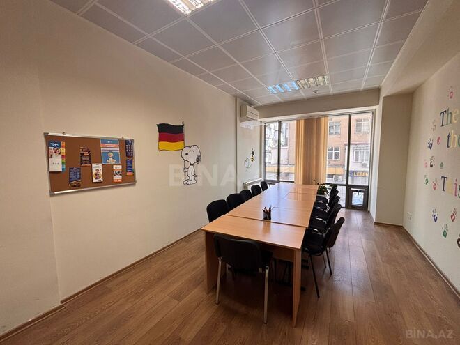Сдаётся 9-комн. офис 330 м², м. Элмляр Академиясы, photo 7 from 22