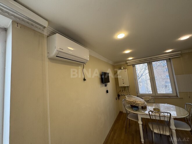 İcarəyə verilir 4 otaqlı köhnə tikili 115 m², 8-ci mikrorayon q., photo 7 from 21