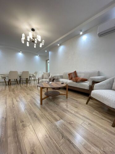 Сдаётся 3-комн. новостройка 148 м², м. 8 ноября, photo 4 from 31