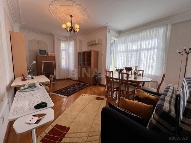 İcarəyə verilir 4 otaqlı yeni tikili 230 m², 28 May m., photo 10 from 15