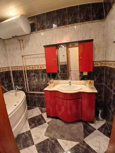 İcarəyə verilir 4 otaqlı yeni tikili 230 m², 28 May m., photo 14 from 15