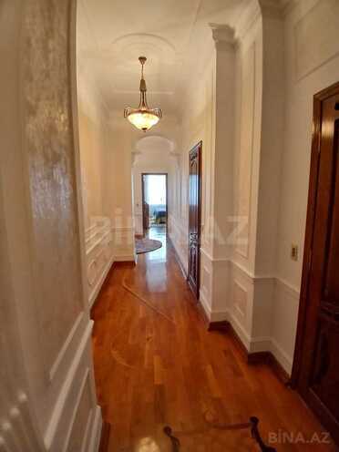 İcarəyə verilir 4 otaqlı yeni tikili 230 m², 28 May m., photo 9 from 15