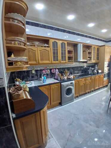 İcarəyə verilir 4 otaqlı yeni tikili 230 m², 28 May m., photo 12 from 15