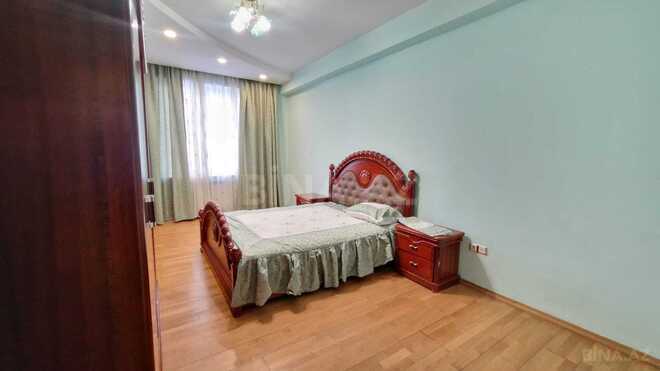 Сдаётся 3-комн. новостройка 150 м², м. Низами, photo 15 from 18