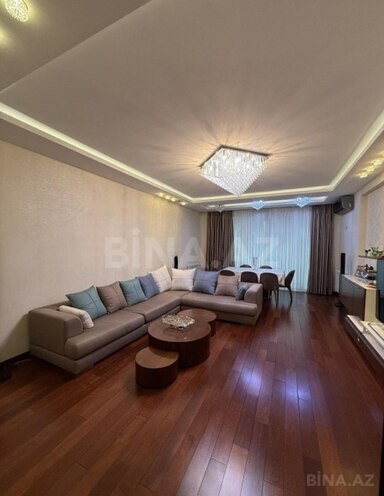 Продаётся 4-комн. новостройка 170 м², м. Элмляр Академиясы, photo 3 from 16