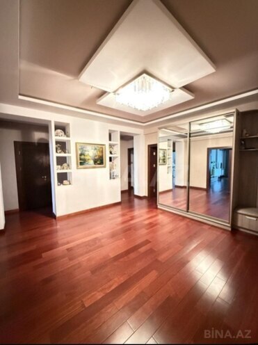 Продаётся 4-комн. новостройка 170 м², м. Элмляр Академиясы, photo 9 from 16