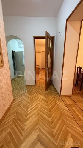 Сдаётся 3-комн. вторичка 100 м², м. Сахил, photo 16 from 18