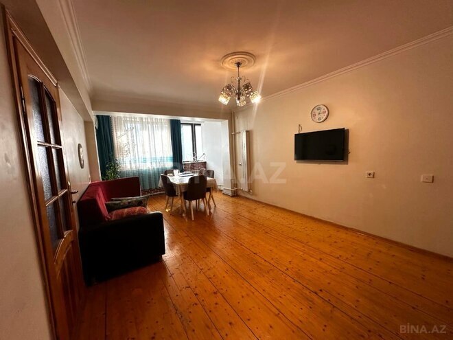 Продаётся 3-комн. вторичка 90 м², Насиминский  р., photo 4 from 22