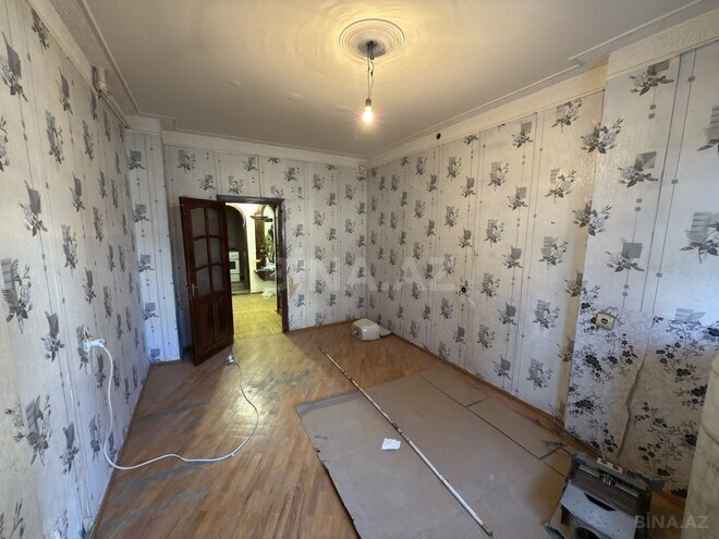 Satılır 3 otaqlı köhnə tikili 75 m², Xalqlar Dostluğu m., photo 5 from 13
