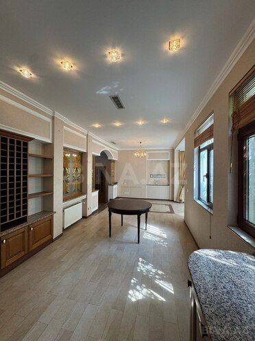 Satılır 10 otaqlı həyət evi/bağ evi 544 m², Nəsimi r., photo 13 from 32