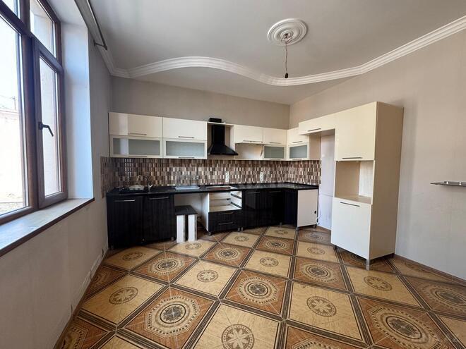 Satılır 10 otaqlı həyət evi/bağ evi 800 m², Badamdar q., photo 11 from 31