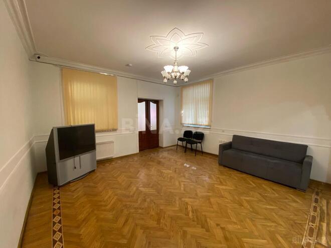 Продаётся 9-комн. дом/дача 450 м², м. Гянджлик, photo 3 from 30