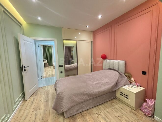 Продаётся 5-комн. вторичка 130 м², м. Иншаатчылар, photo 8 from 17