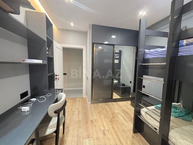 Продаётся 5-комн. вторичка 130 м², м. Иншаатчылар, photo 11 from 17