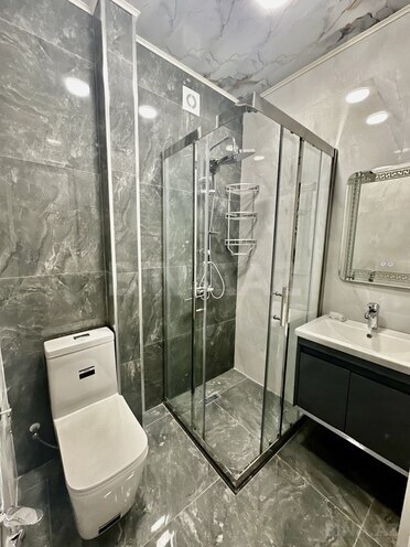 Продаётся 2-комн. вторичка 52 м², м. Кара Караев, photo 13 from 18