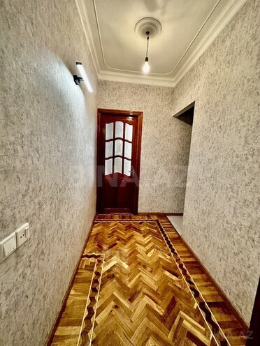 Продаётся 2-комн. вторичка 52 м², м. Кара Караев, photo 12 from 18
