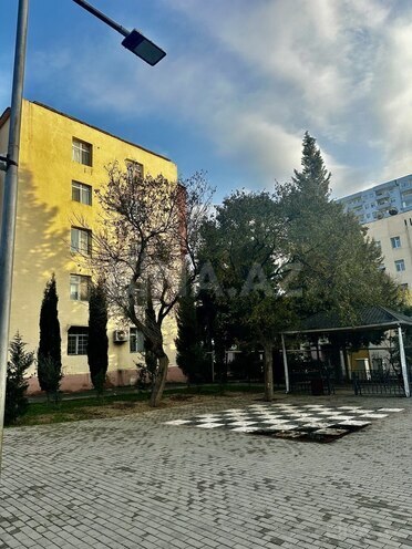 Продаётся 2-комн. вторичка 52 м², м. Кара Караев, photo 15 from 18