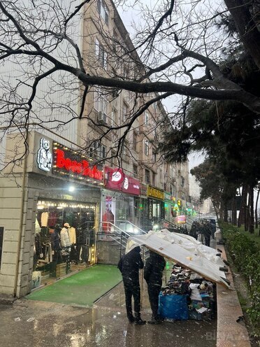 Satılır 2 otaqlı köhnə tikili 55 m², 20 Yanvar m., photo 20 from 25