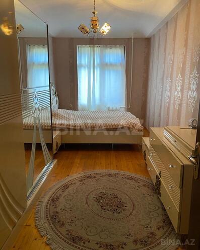 Продаётся 3-комн. вторичка 75 м², м. Нефтчиляр, photo 5 from 12