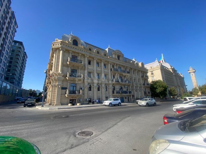 Satılır 2 otaqlı köhnə tikili 75 m², Bayıl q., photo 3 from 15