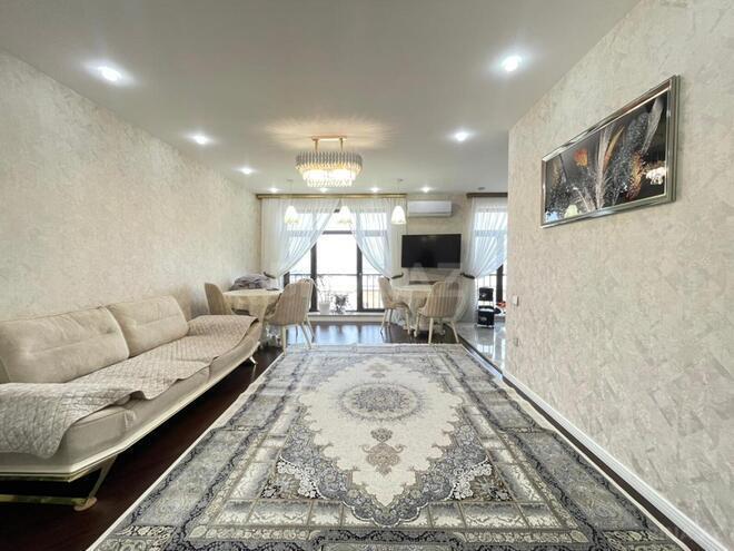 Satılır 3 otaqlı köhnə tikili 70 m², Avtovağzal m., photo 1 from 18