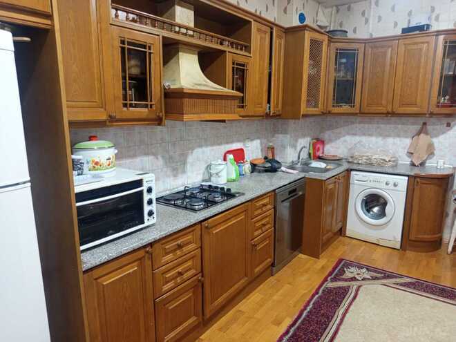 Сдаётся 3-комн. новостройка 120 м², м. Иншаатчылар, photo 13 from 16
