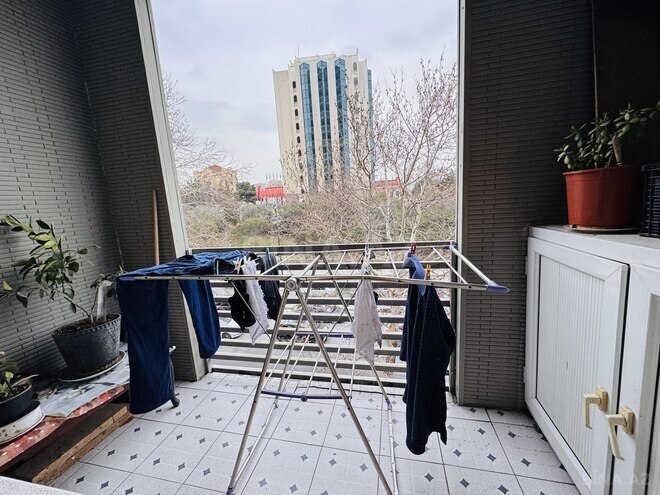 Satılır 2 otaqlı köhnə tikili 48 m², Yasamal r., photo 20 from 21
