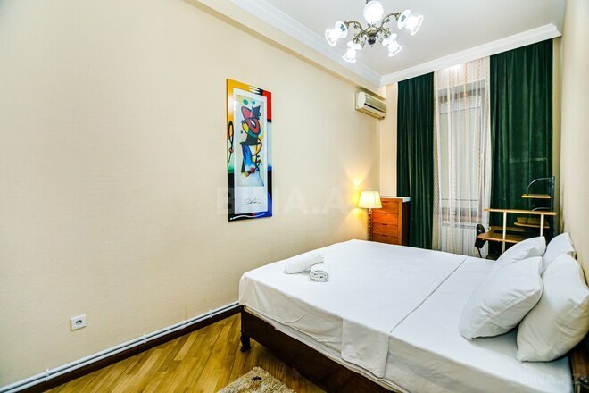 Сдаётся 3-комн. вторичка 100 м², м. Сахил, photo 17 from 32