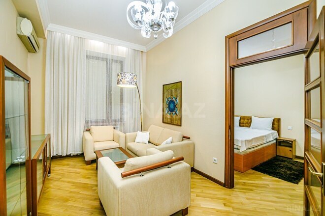 Сдаётся 3-комн. вторичка 100 м², м. Сахил, photo 4 from 32