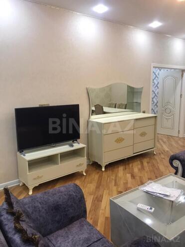 Сдаётся 2-комн. новостройка 105 м², м. 8 ноября, photo 15 from 17