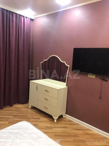 Сдаётся 2-комн. новостройка 105 м², м. 8 ноября, photo 9 from 17