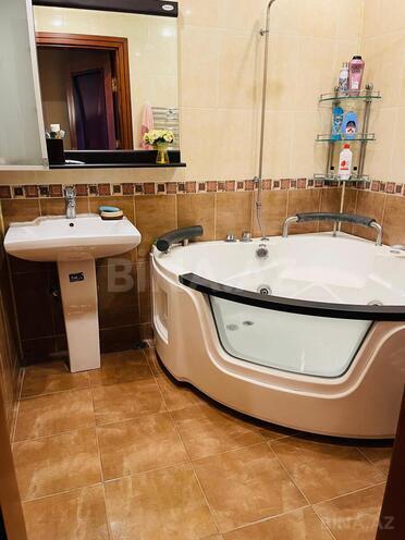 Продаётся 4-комн. вторичка 94 м², photo 14 from 27