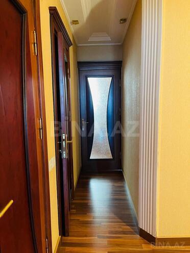 Продаётся 4-комн. вторичка 94 м², photo 16 from 27