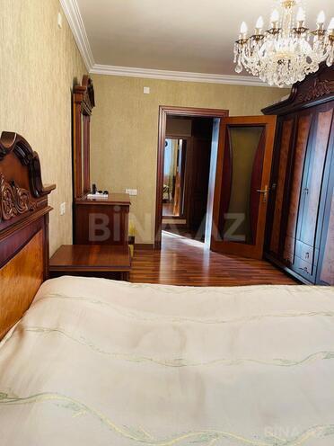 Продаётся 4-комн. вторичка 94 м², photo 21 from 27