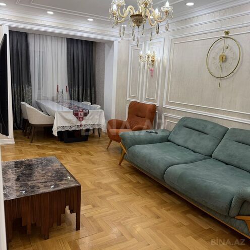 Satılır 3 otaqlı köhnə tikili 100 m², Gənclik m., photo 1 from 21