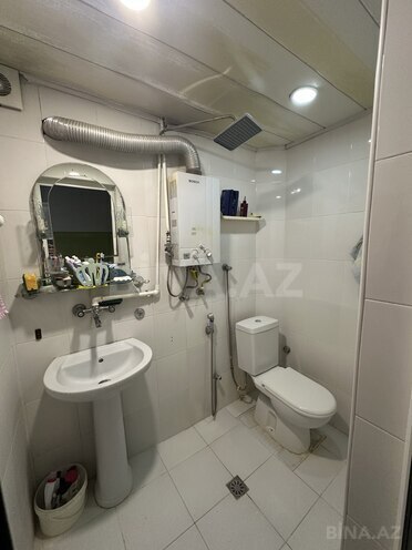 Satılır 6 otaqlı köhnə tikili 150 m², İnşaatçılar m., photo 18 from 19