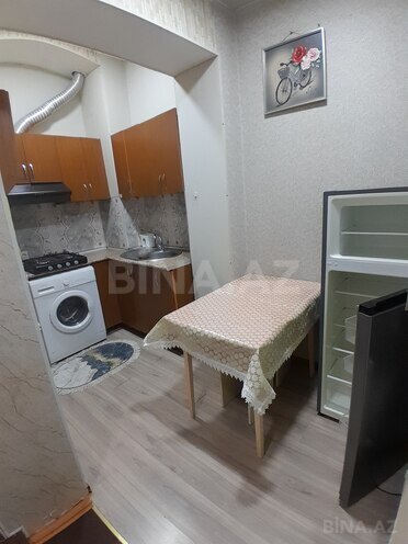 Продаётся 2-комн. вторичка 35 м², м. Сахил, photo 4 from 10