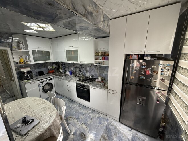 Продаётся 3-комн. вторичка 82 м², м. Кара Караев, photo 6 from 16