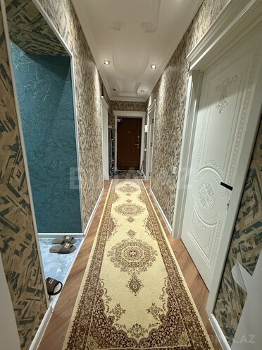 Продаётся 3-комн. вторичка 82 м², м. Кара Караев, photo 3 from 16