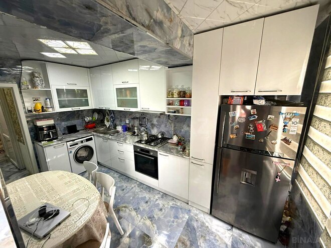 Satılır 3 otaqlı köhnə tikili 85 m², Qara Qarayev m., photo 11 from 16