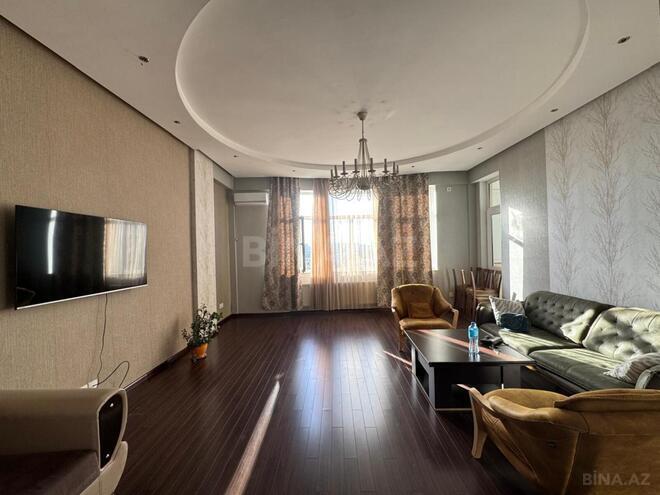 İcarəyə verilir 3 otaqlı yeni tikili 140 m², Gənclik m., photo 1 from 11