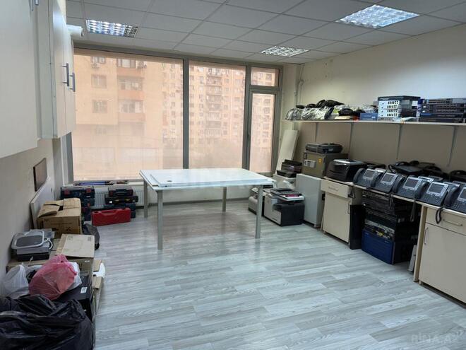 İcarəyə verilir 16 otaqlı ofis 564.3 m², İnşaatçılar m., photo 11 from 26